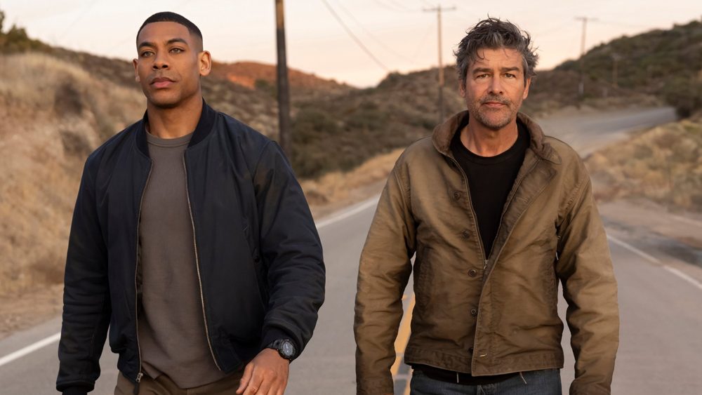 First Look at “Lanterns” Reveals Aaron Pierre and Kyle Chandler as Green Lanterns John Stewart and Hal&nbsp;Jordan